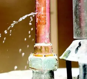 İzmit akçakoca Su Tesisatçı 2 patlak boru tamiri